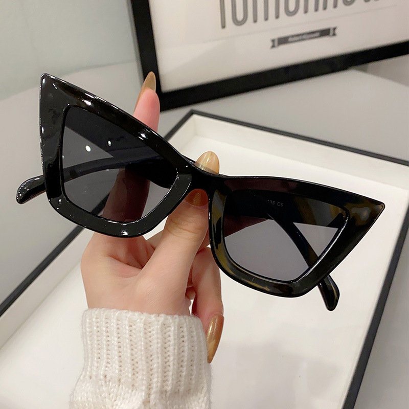 Sunglasses Cat Eye - Kacamata Hitam Vintage Bingkai Besar Baru