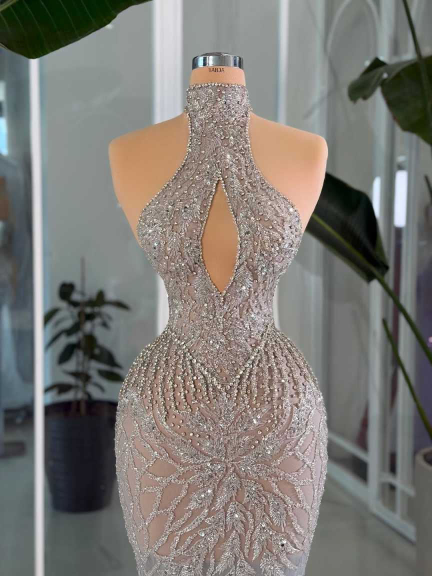 Gaun Malam Elegan dengan Kerah - Maxi Dress Halter ulasan dan harga